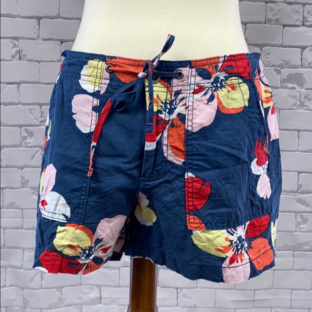 Gap floral drawstring shorts.